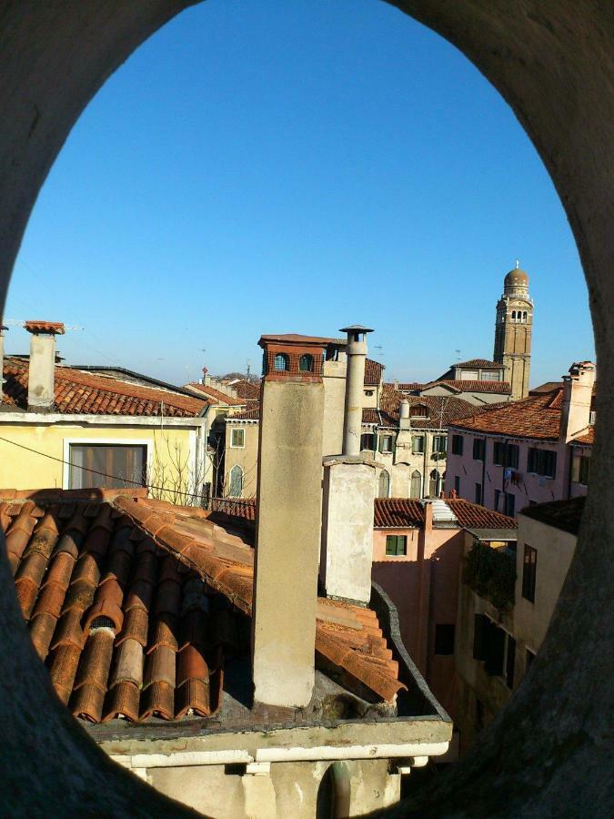 Appartamento Finestra Su *